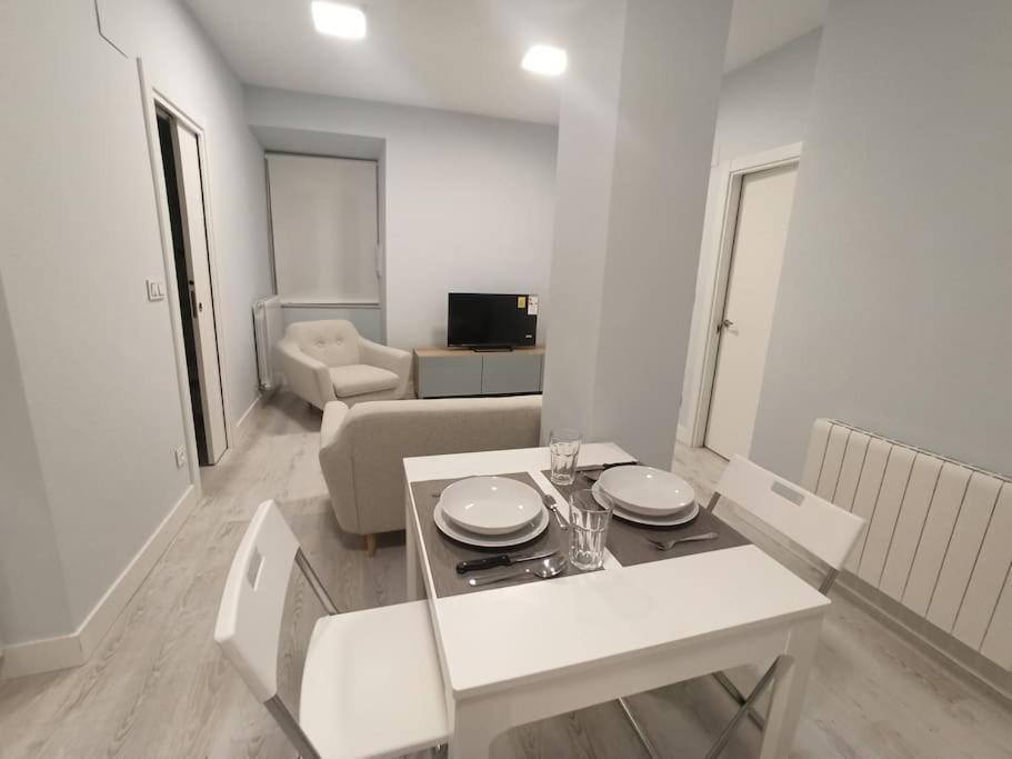 Comodo Apartamento En El Centro De Bermeo. المظهر الخارجي الصورة