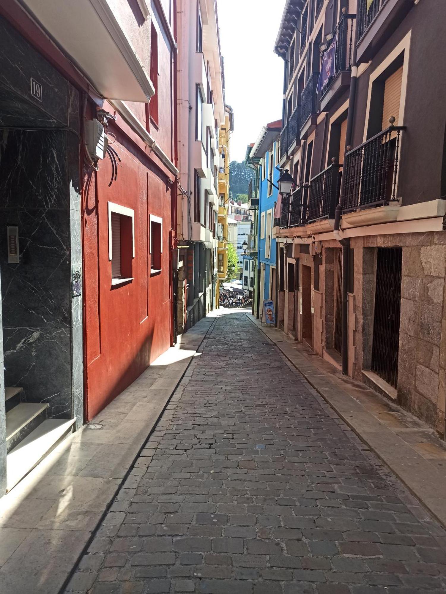 Comodo Apartamento En El Centro De Bermeo. المظهر الخارجي الصورة